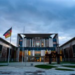 اطلاعات آنجلا مرکل و صدها قانونگذار آلمان هک شدند