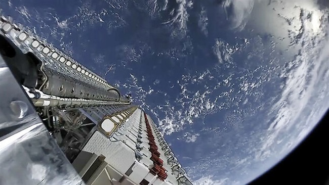 اسپیس ایکس ۳۰ هزار ماهواره به مدار زمین می‌فرستد