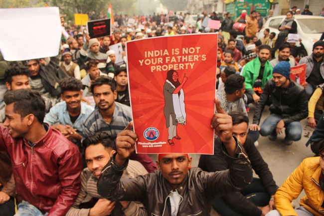 اینترنت در بخش‌های بزرگی از هند به دنبال گسترش اعتراضات مردمی قطع شد
