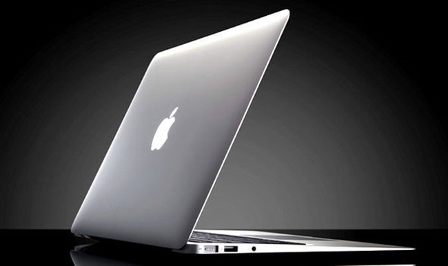 عرضه‌ی MacBook Proیی کاملا نو و مانیتور ۳۲ اینچی 6K