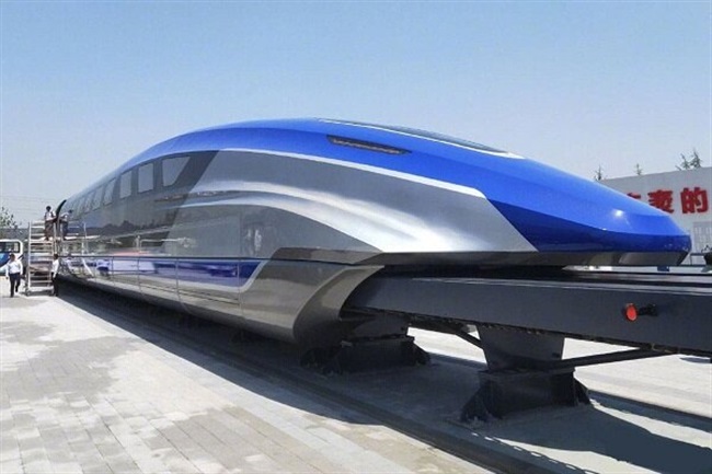 رونمایی از قطار مغناطیسی چینی با سرعت ۶۰۰ کیلومتر در ساعت