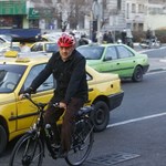 دعوت حناچی از آذری جهرمی و خبرنگاران برای دوچرخه‌سواری