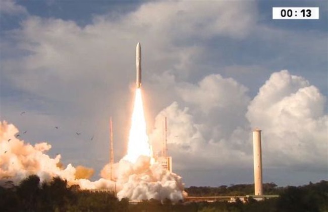 آریان ۵ با دو ماهواره جدید مخابراتی به فضا رفت