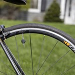 دستگاه فشارسنج باد تایر دوچرخه قابل اتصال به گوشی موبایل