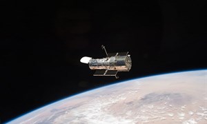 مشکل رایانه‌ای در تلسکوپ فضایی هابل و تلاش‌های بی‌نتیجه ناسا
